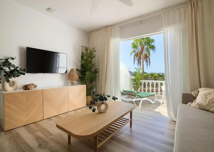 With Balcony - Sunny Holidays Tenerife Apartament Costa Adeje (Tenerife)